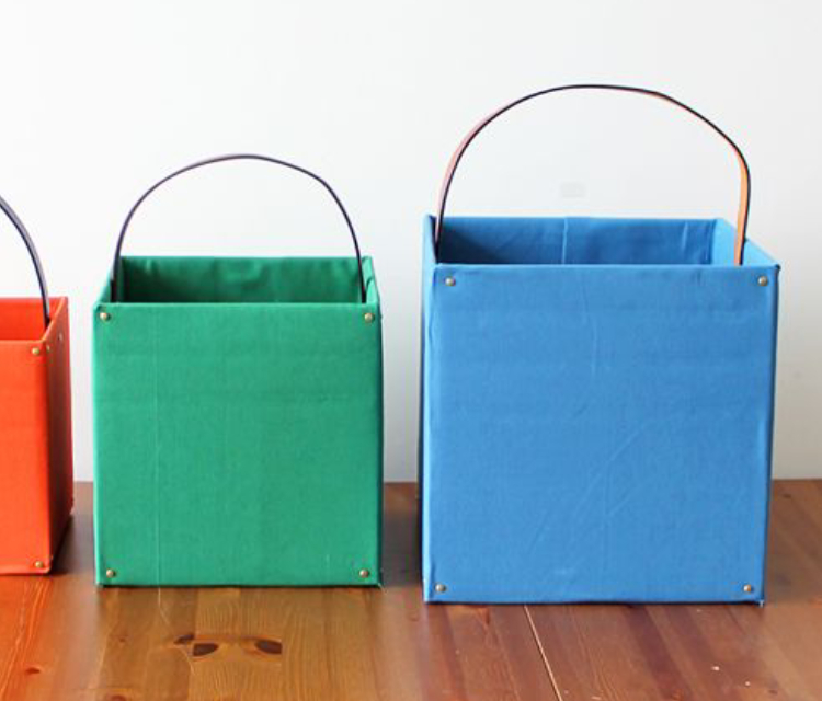 DIY Cardboard Bags.