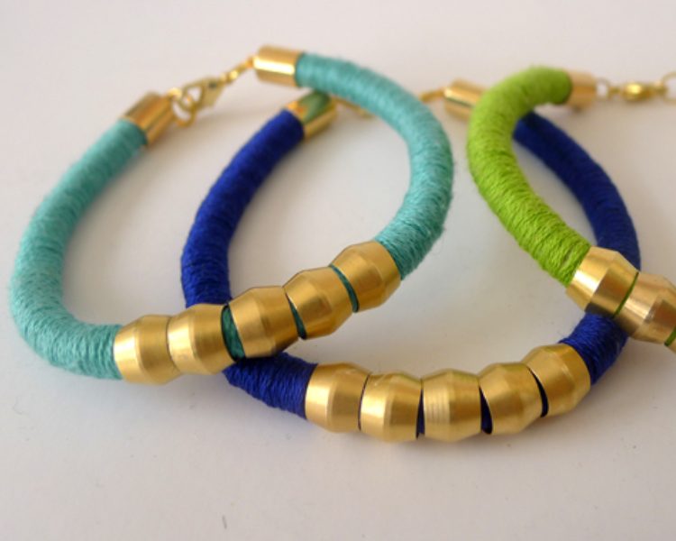 DIY Crafts Jewellery Bracelets Using Recycled Pop-Tops